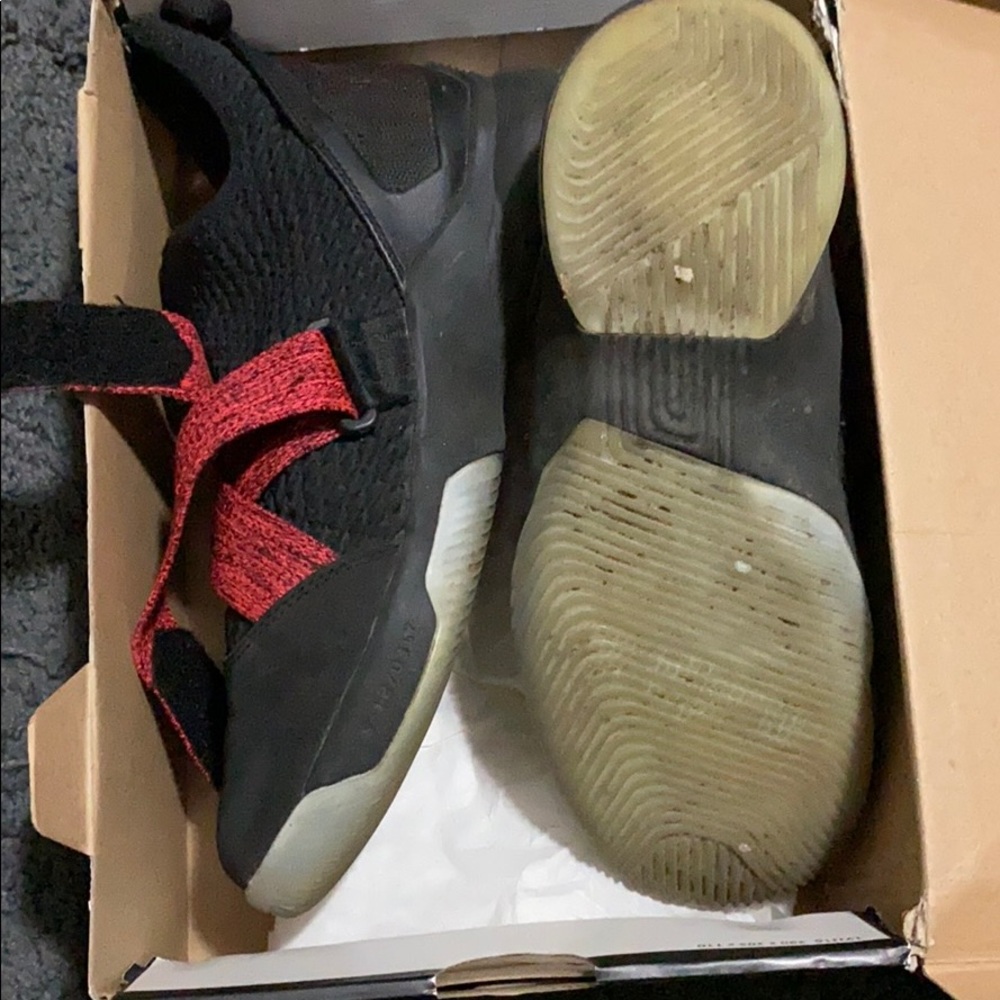 Lebron Soldier - Picture 3 of 4